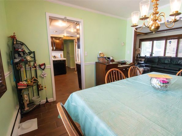 2083 Elm Place, Merrick NY 11566