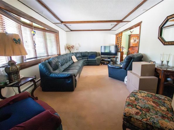2083 Elm Place, Merrick NY 11566