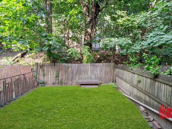 8563 98th Street, Richmond Hill NY 11421