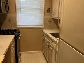 252-33 63rd Avenue Upper Level, Little Neck NY 11362