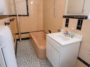 4037 77th Street 5B, Elmhurst NY 11373