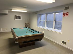 27 Primrose Lane, North Babylon NY 11703
