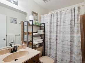 27 Primrose Lane, North Babylon NY 11703