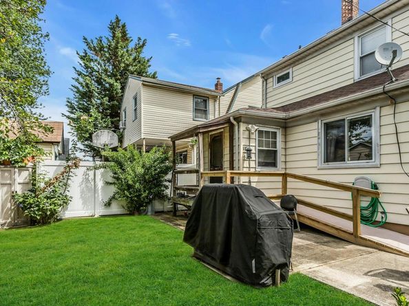 8748 252nd Street, Bellerose NY 11426