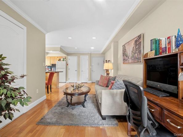 83-71 116th Street 4D, Kew Gardens NY 11418