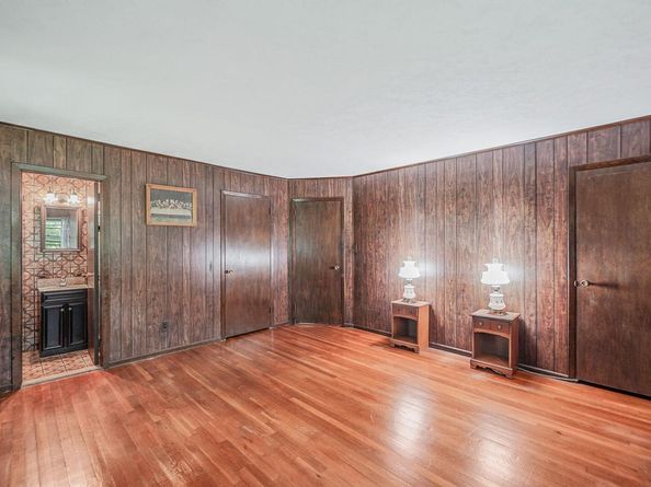 203 Deer Park Road, Dix Hills NY 11746