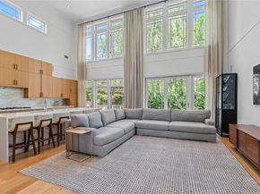 8 Holiday Pond Road, Jericho NY 11753