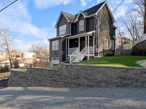 15 Woodhaven Drive, Sound Beach NY 11789