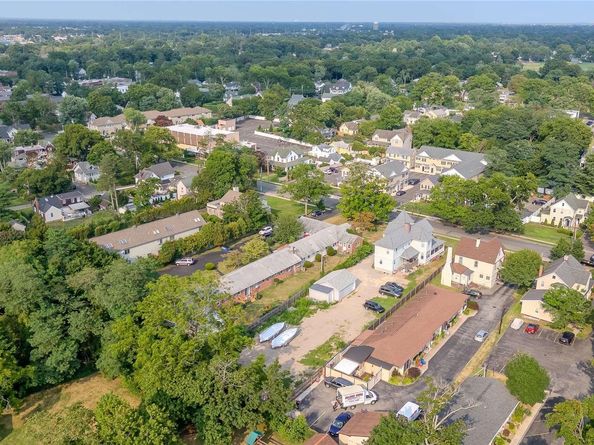 38 Park Avenue, Amityville NY 11701