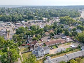 38 Park Avenue, Amityville NY 11701