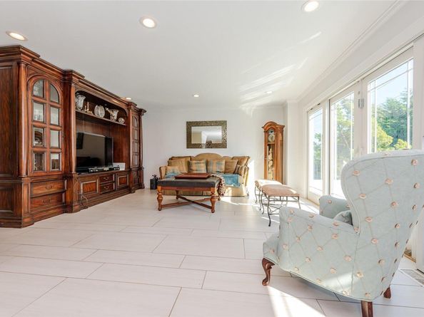 1471 Bay Boulevard, Atlantic Beach NY 11509