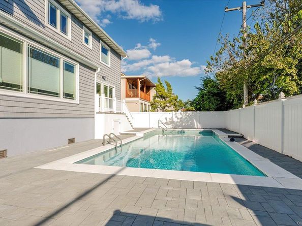 1471 Bay Boulevard, Atlantic Beach NY 11509