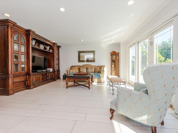 1471 Bay Boulevard, Atlantic Beach NY 11509