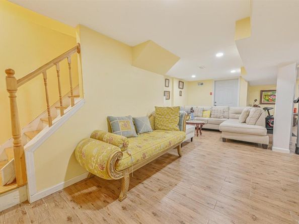 1056 North Drive, Merrick NY 11566