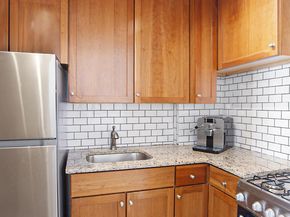 200 East 27th Street 11H, New York NY 10016