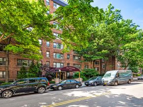 99-21 67th Road 1B, Queens NY 11375