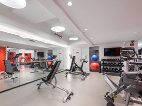 700 Park Avenue 11C, New York NY 10021