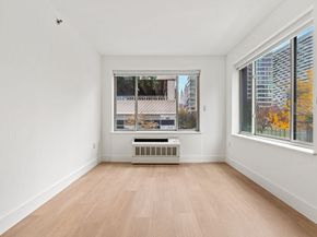 47-05 5th Street 102, Queens NY 11101