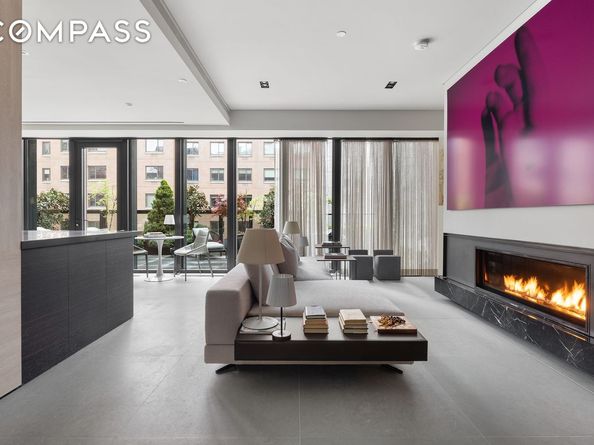 522 West 29th Street 9C, New York NY 10001