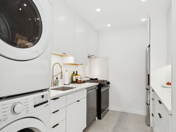 319 East 105th Street 4D, New York NY 10029