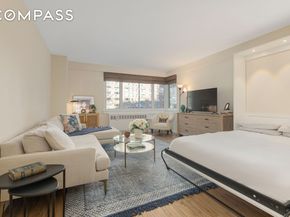 345 West 58th Street 4Y, New York NY 10019