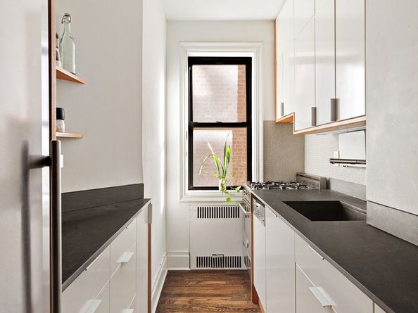 192 East 8th Street 5A, Brooklyn NY 11218