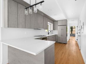 33 West 9th Street, New York NY 10011