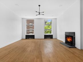 33 West 9th Street, New York NY 10011