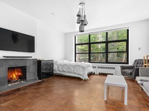 33 West 9th Street, New York NY 10011