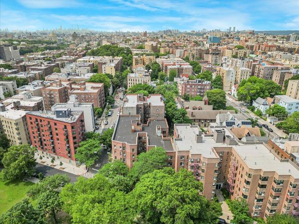 306 East Mosholu Parkway S 6K, Bronx NY 10458