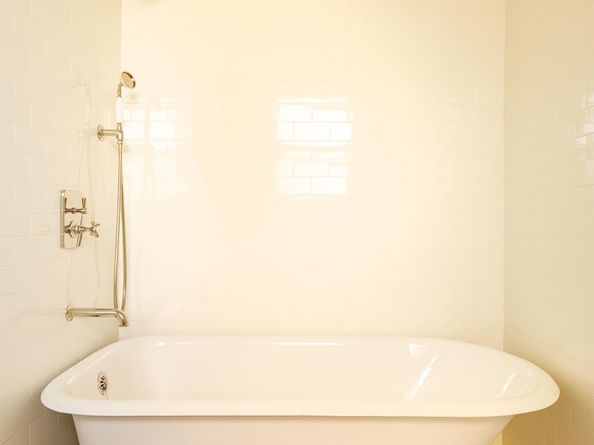 131 Ave B 5C, New York NY 10009