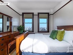 41 Eastern Parkway 12E, Brooklyn NY 11238