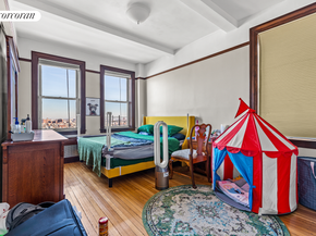 41 Eastern Parkway 12E, Brooklyn NY 11238