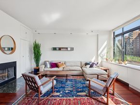7 Essex Street 8A, New York NY 10002