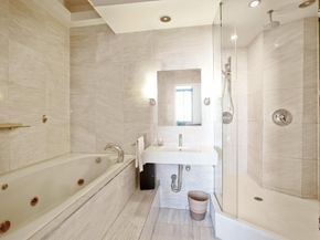 7 Essex Street 8A, New York NY 10002
