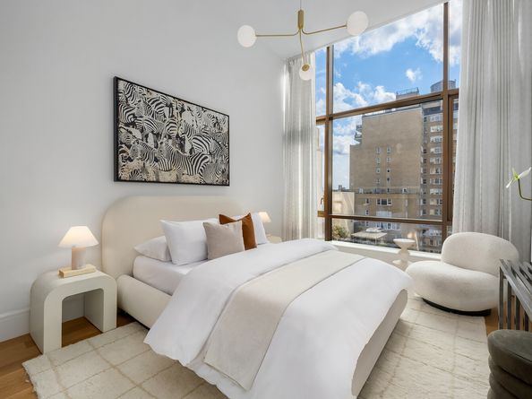 215 East 19th Street 8E, New York NY 10003