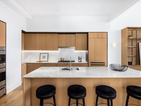 215 East 19th Street 8E, New York NY 10003