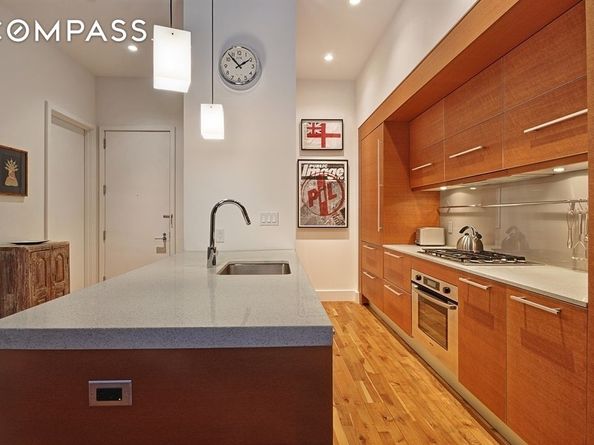 360 Furman Street 1001, Brooklyn NY 11201