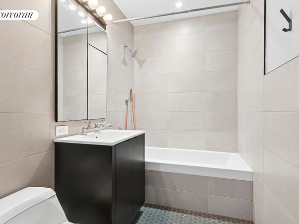 540 West 28th Street 9G, New York NY 10001
