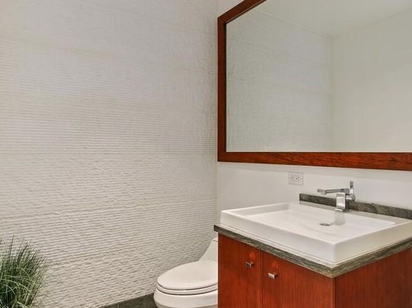 33 West 56th Street 6C, New York NY 10019