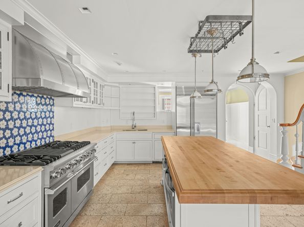 522 East 89th Street, New York NY 10128