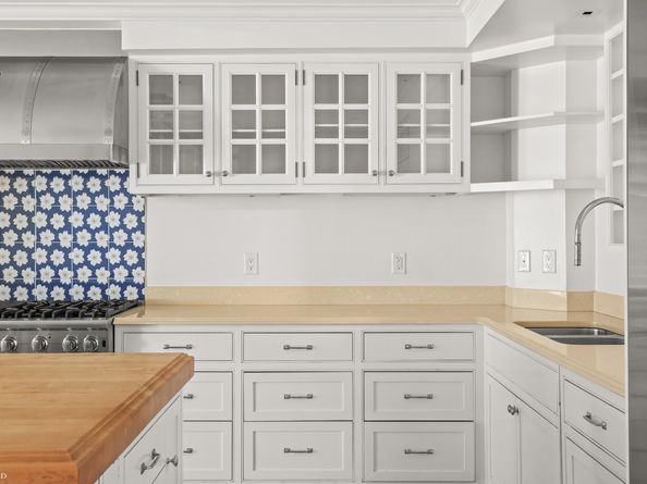 522 East 89th Street, New York NY 10128