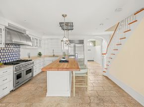 522 East 89th Street, New York NY 10128