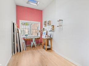 347 West 22nd Street 9, New York NY 10011