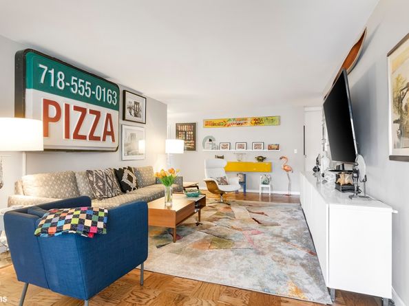 140 West End Avenue 11B, New York NY 10023
