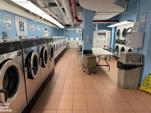 140 West End Avenue 11B, New York NY 10023