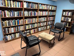 142 West End Avenue 18N, New York NY 10023
