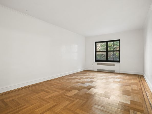 230 Park Place 4N, Brooklyn NY 11238