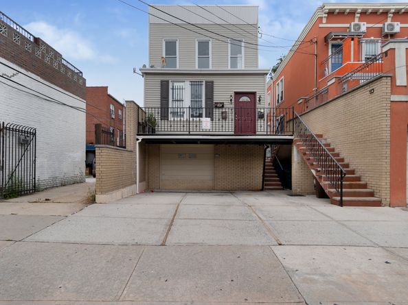 30-92 42nd Street, Queens NY 11103