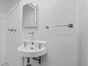 140 Van Cortlandt Park S, Bronx NY 10463